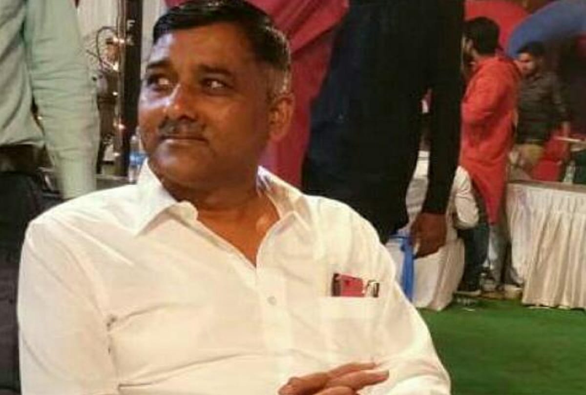 UP District Worker of RSS died in road accident in barabanki