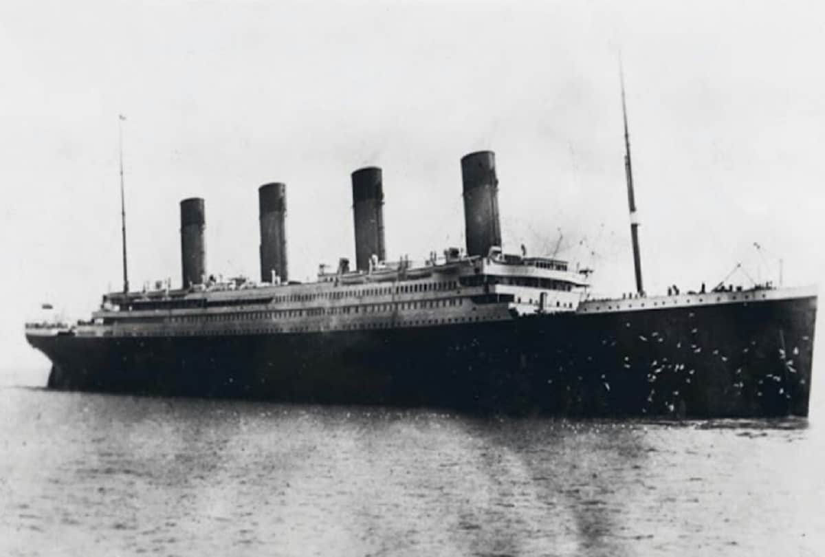 Why Titanic ship not been brought to the surface from under the sea till now