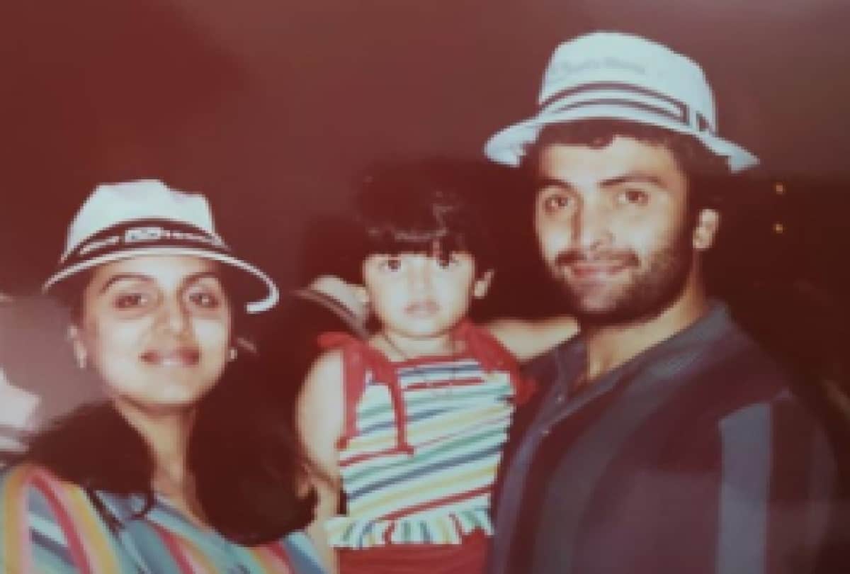 Unseen and Rare pictures of 70s bollywood stars with their family