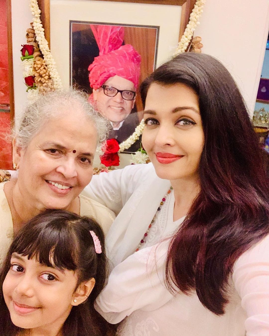 Aishwarya Rai Bachchan posted an emotional note on her father Krishnaraj Rai death anniversary