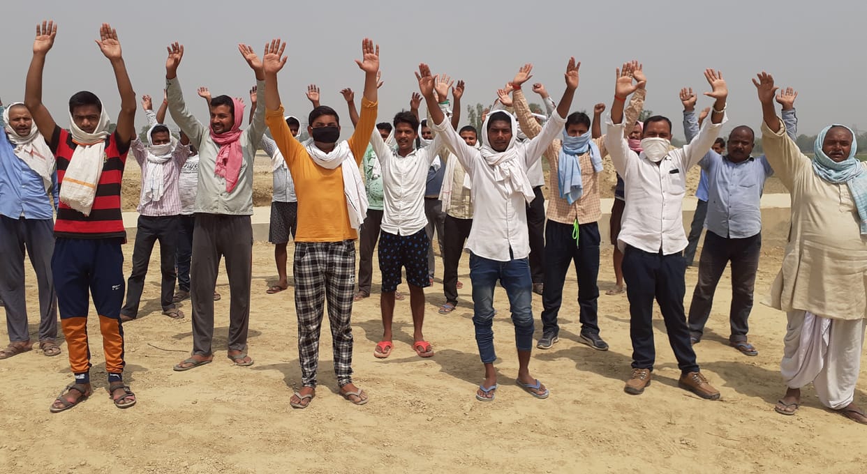 Demonstration on demand of underpass on Purvanchal Expressway