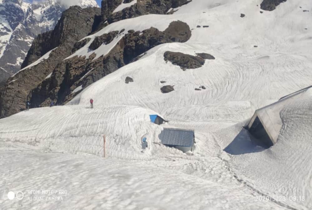 Snow Covered Hemkund sahib till now, Lake Also Freeze, Suspense on yatra