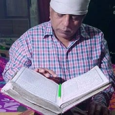 Social worker Ravi Kapoor set an example by reading the Quran