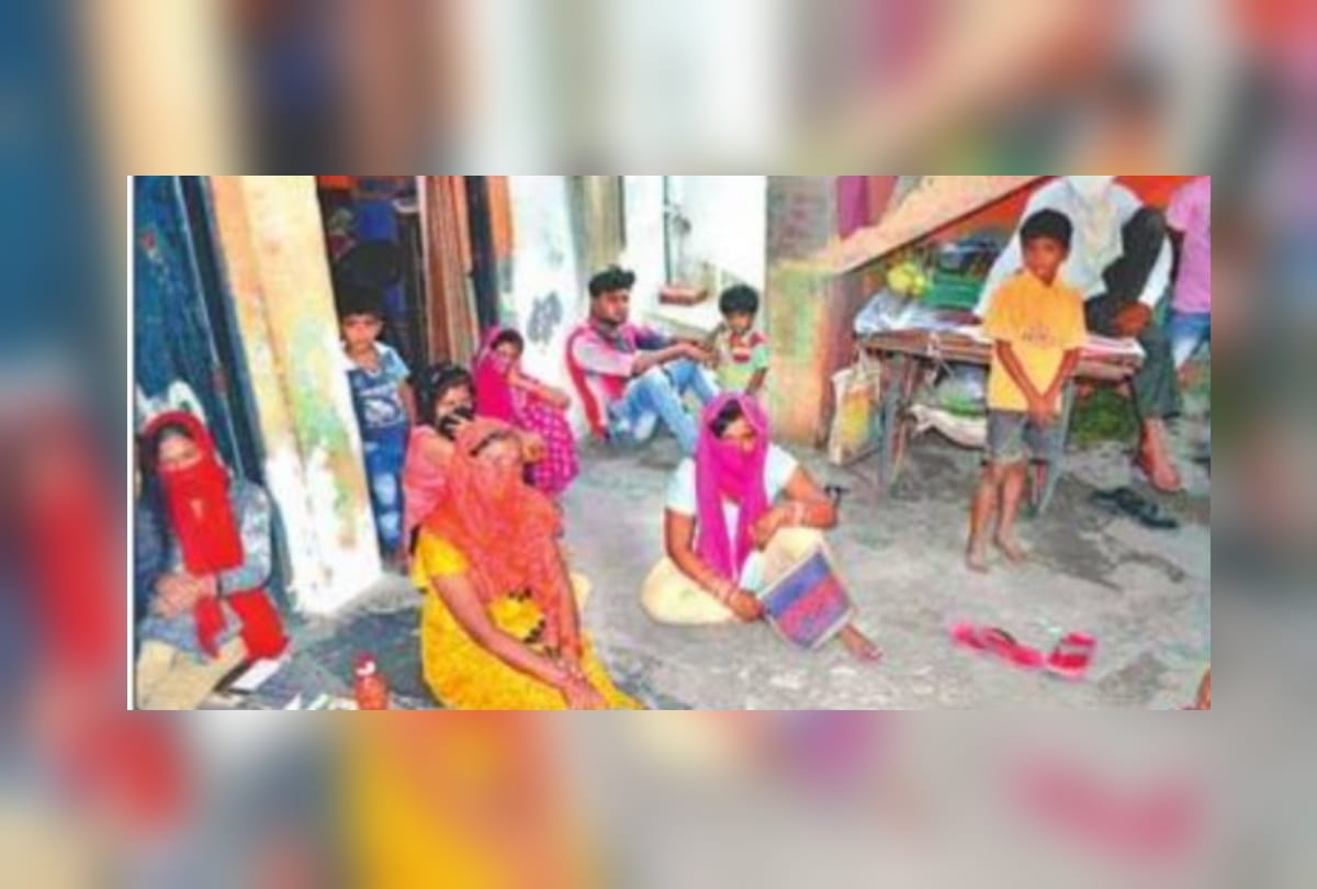 Son kills his father and body hides in box at Moradabad see photos