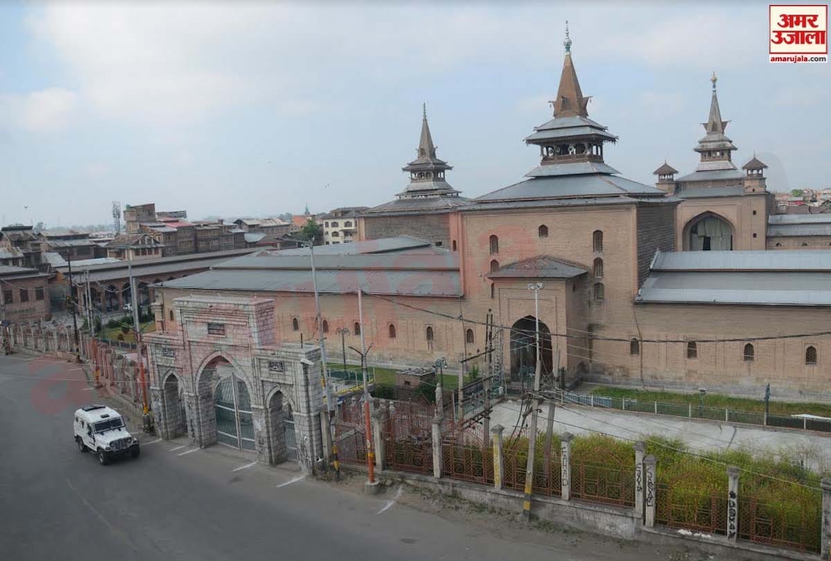 Eid Ul- Fitr 2020 Muslim community set an example on occasion of Eid in Srinagar