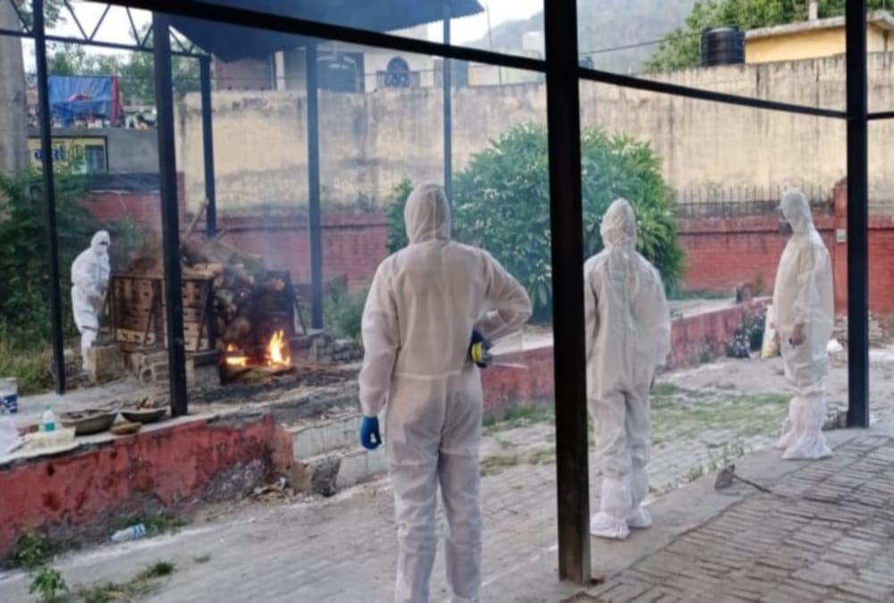 Two people died in six corona infects of a family in Kishtwar Jammu division