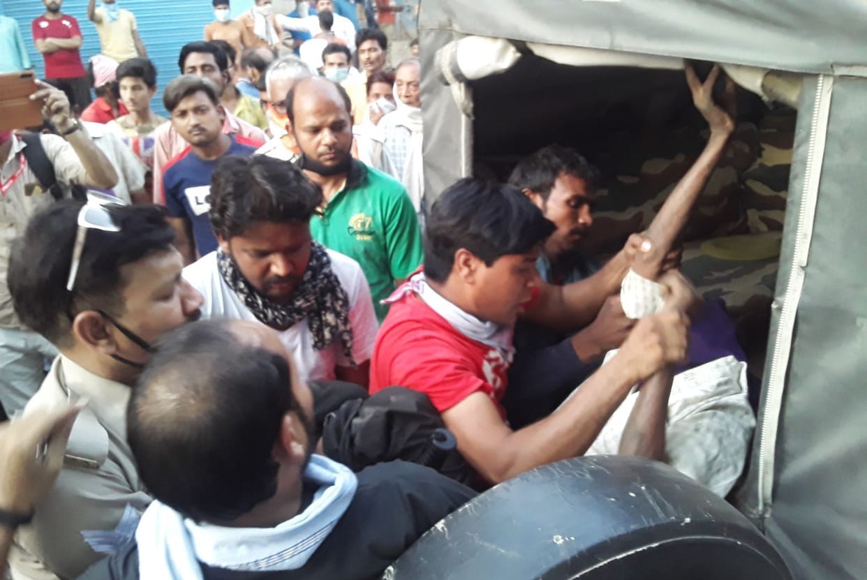 Vegetable seller unconscious due to beating of Qadrigate post