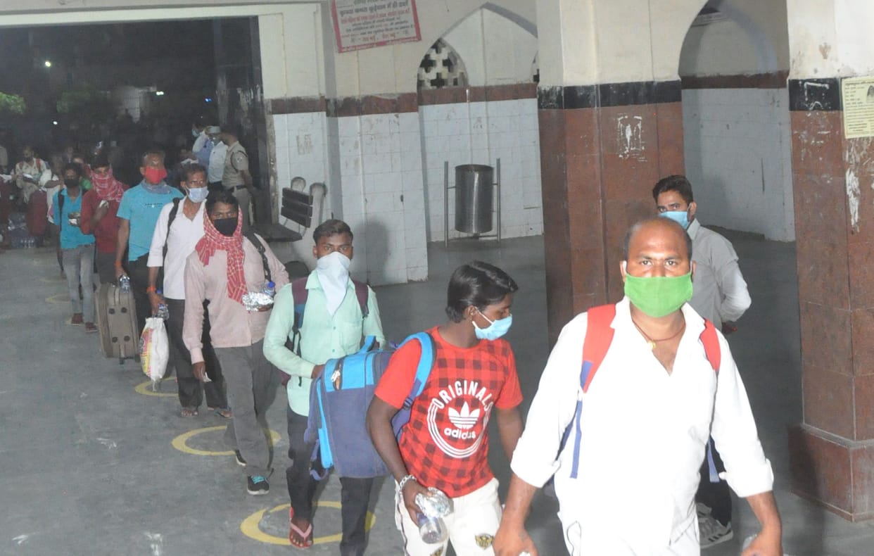 shramik, special, train, labour, kosi to jhansi, mathura
