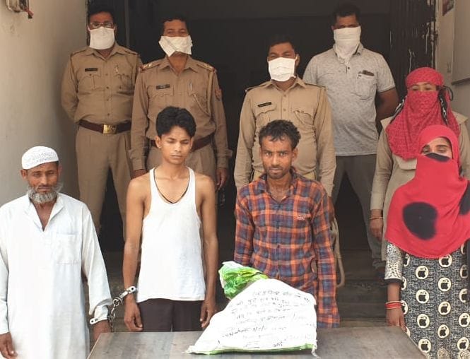 Four people including a woman arrested in the house arrested
