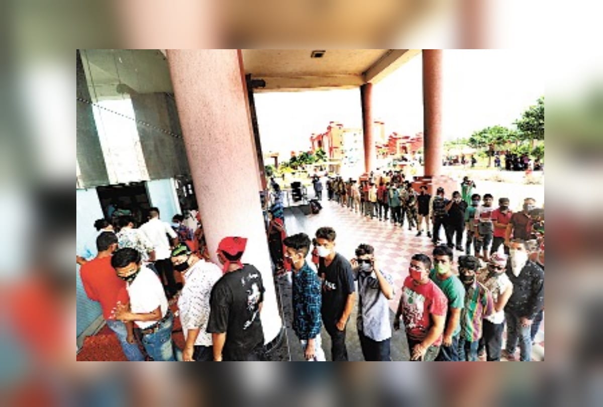 Migrant laborers says Corona gave unbearable pain see photos