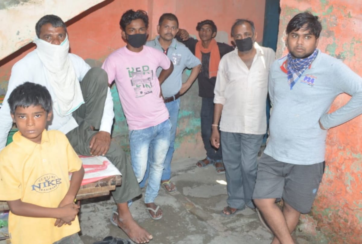 Son kills his father and body hides in box at Moradabad see photos