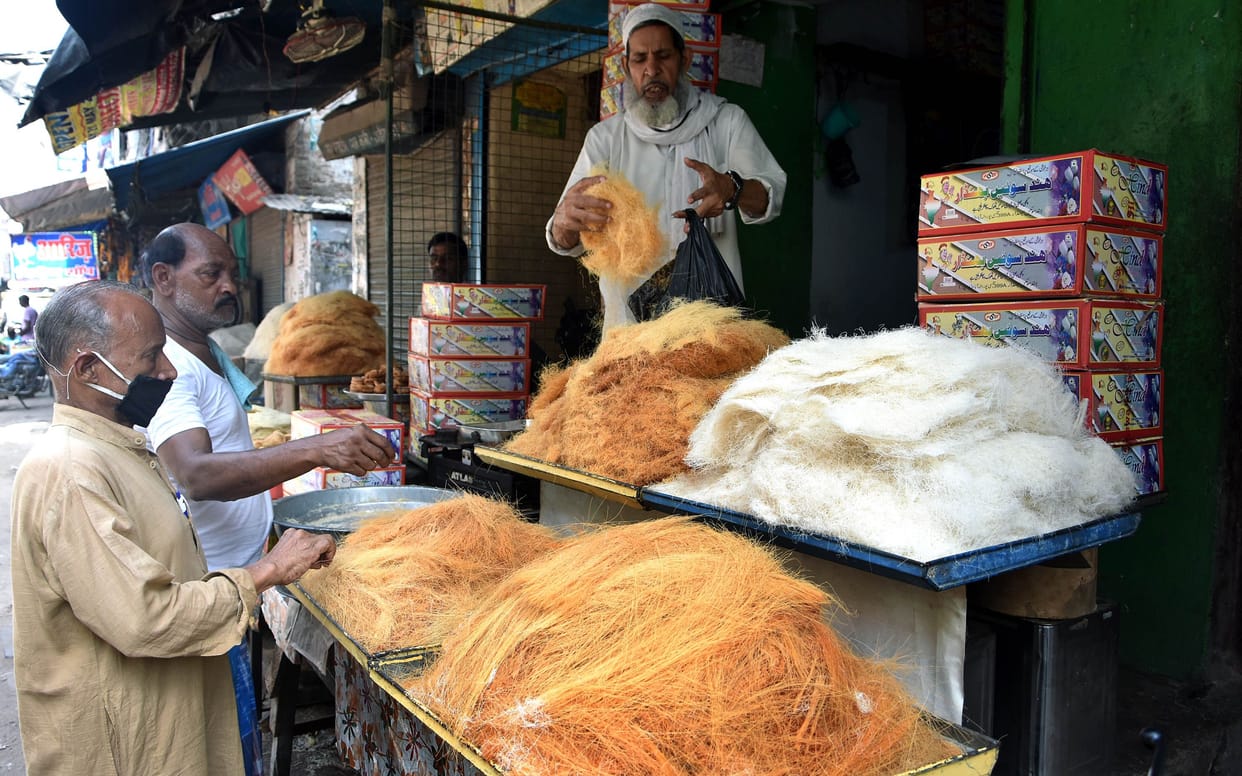 bright silence in the main market
