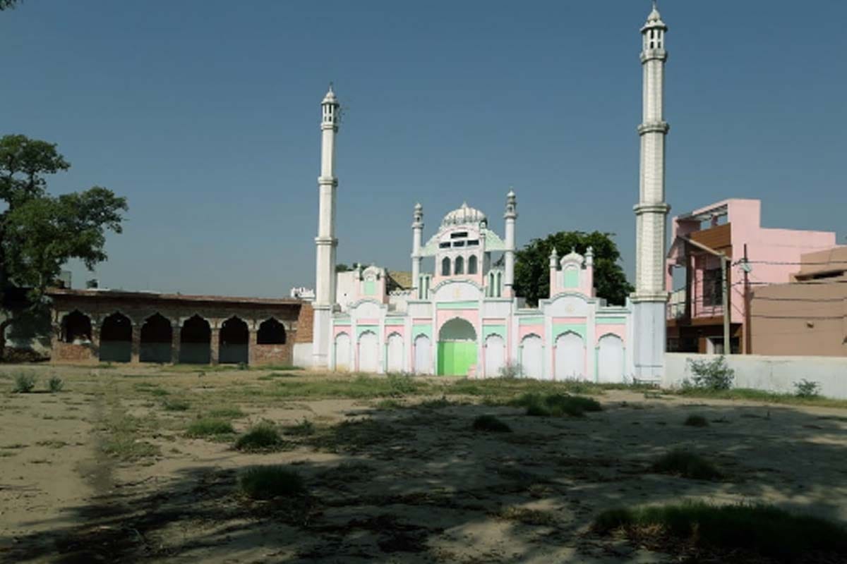 Eid ul Fitr 2020: People are Wishing Corona safety messages to each other on Eid festival in West UP
