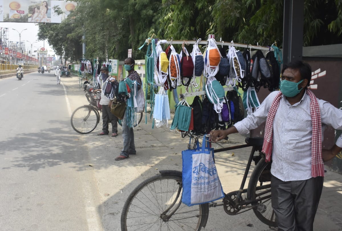 Shop closing on sunday due to lockdown 4.0 guidelines in gorakhpur