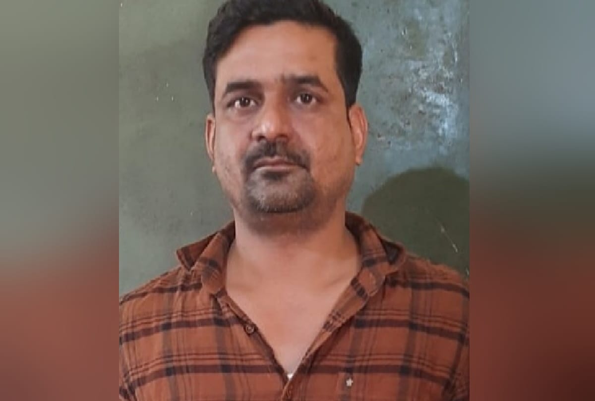 Police arrest son of Inspector for killing on property dealer in gorakhpur