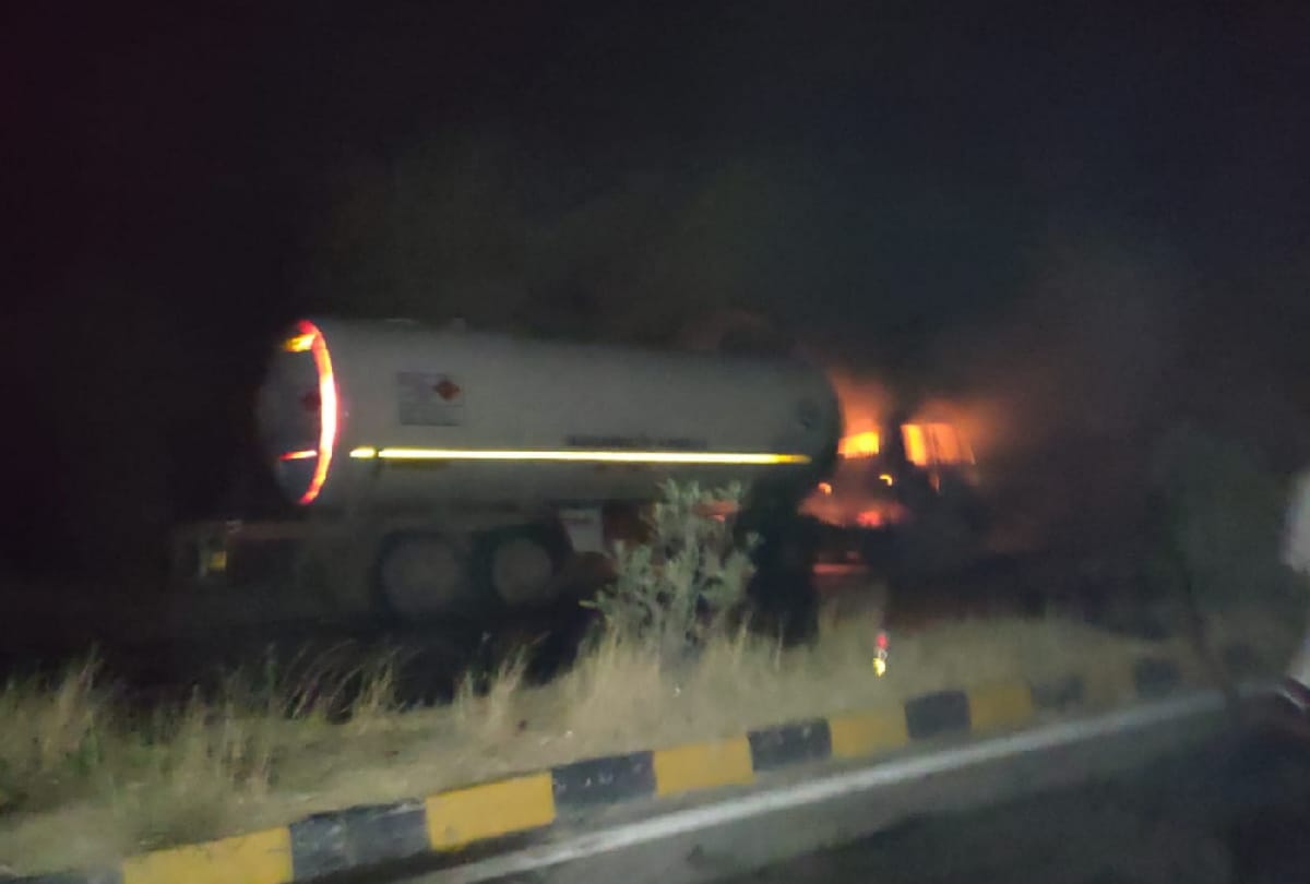 Gas tanker caught fire in gorakhpur