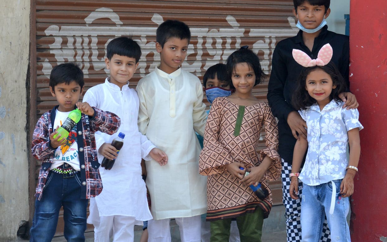 maszids were empty on eid . people prrayed  the allah at homes