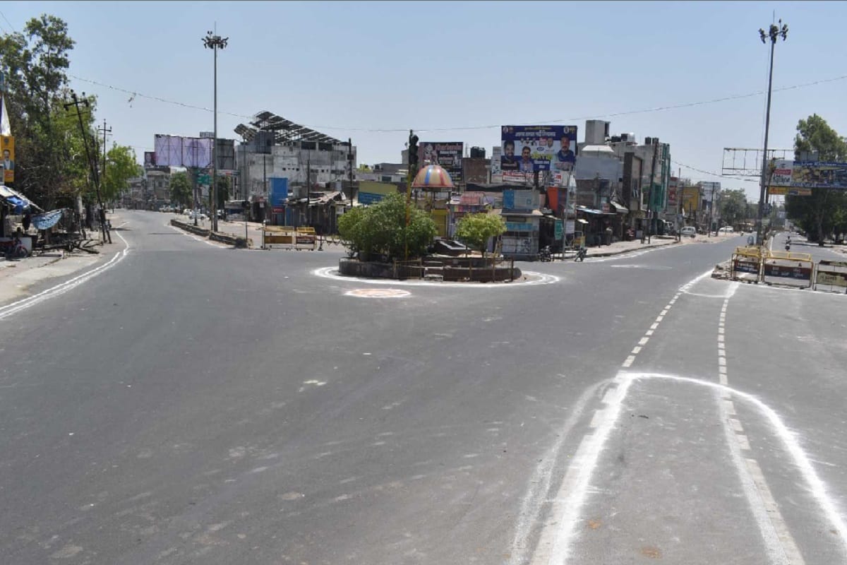 Weather Update News, Red alert declared in western UP and Monday was the hottest day of the season