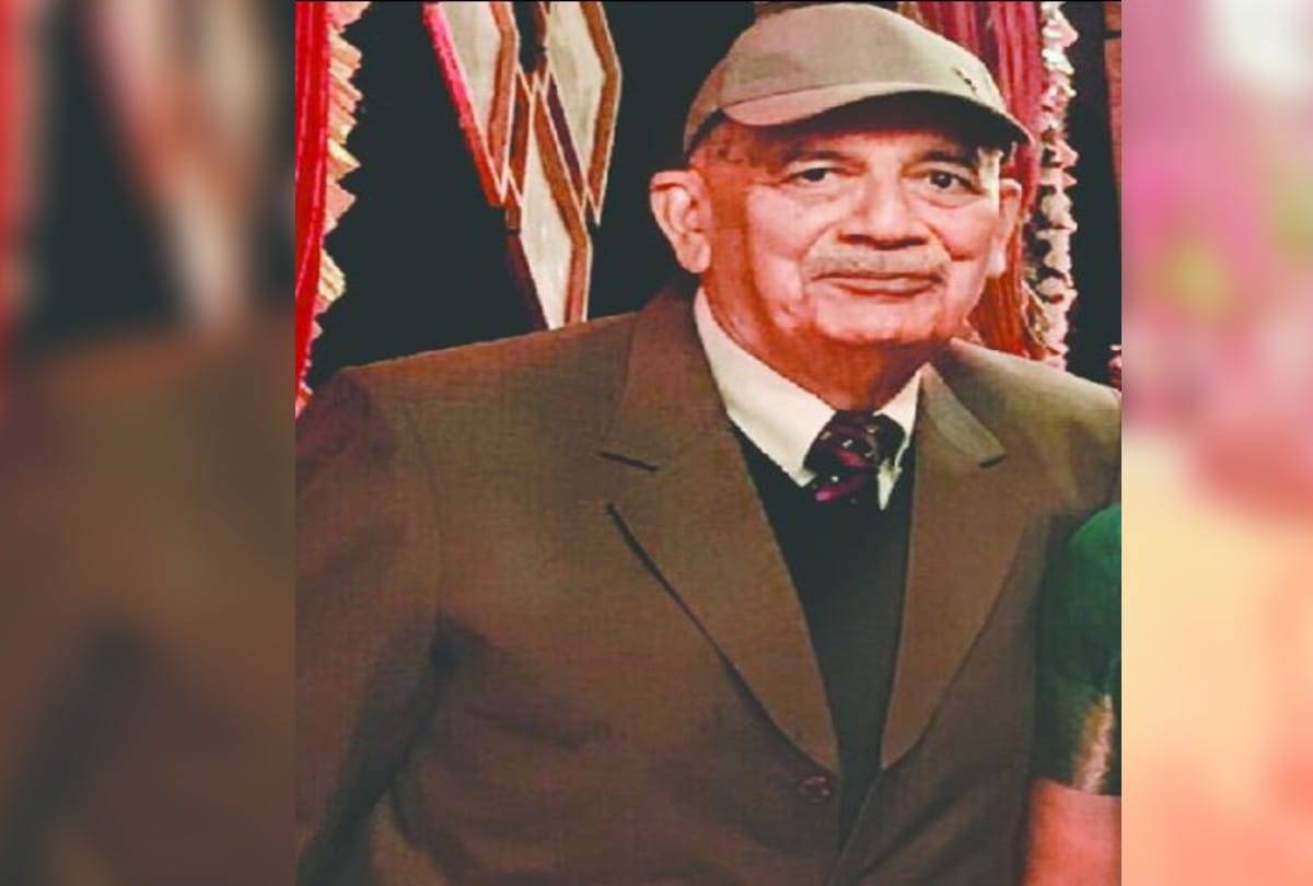 Daughter Perform Last Rites Of Father Give Mukhagni