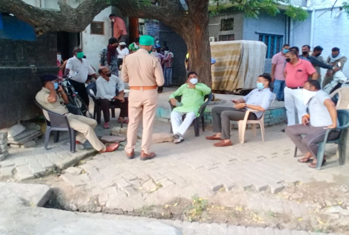 Minister of State Gs Dharmesh Reach Home Of Retired Army Personnel