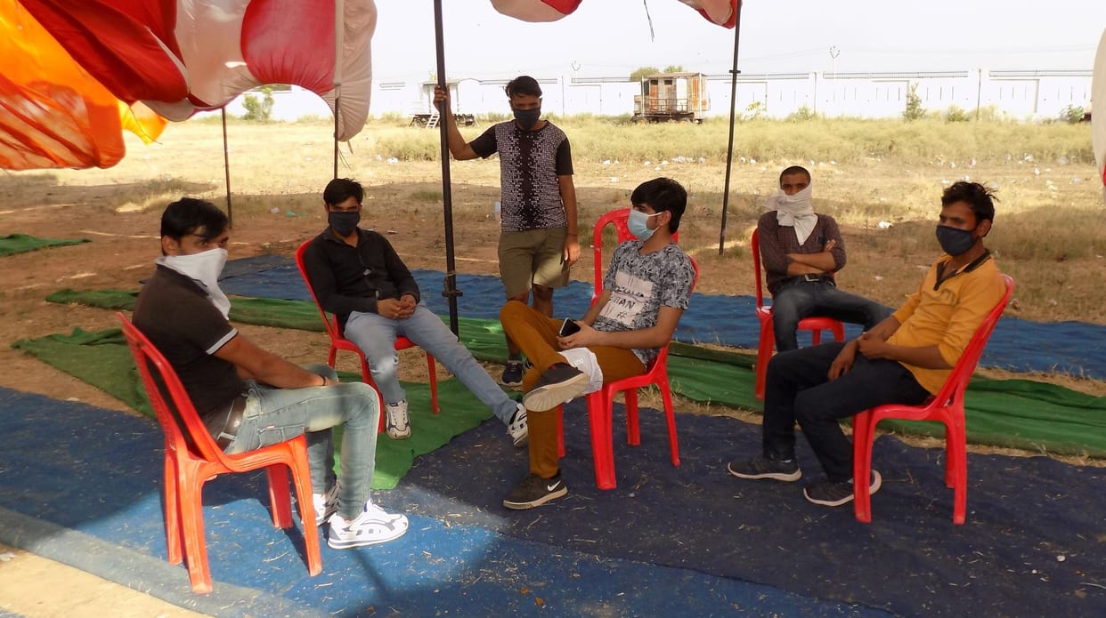 Hathras: 18,974 migrant laborers sent to districts so far