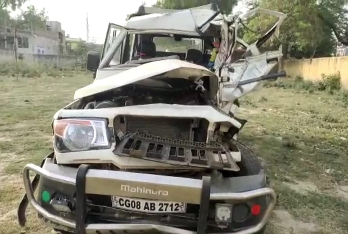 UP accident on etawah kanpur highway bolero car collides with truck mother and two son died all updates
