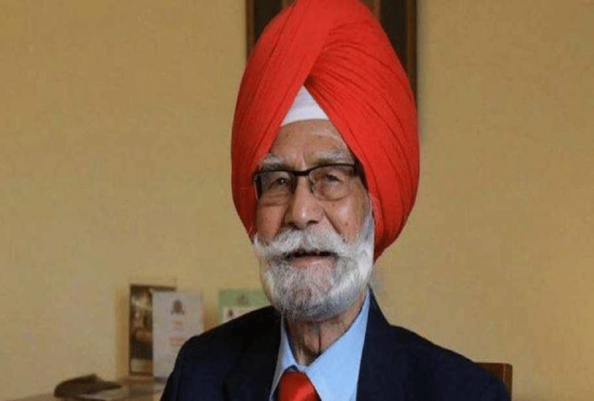 After Major Dhyanchand, the hockey artist who carried on his tradition was Balbir Singh Dosanjh