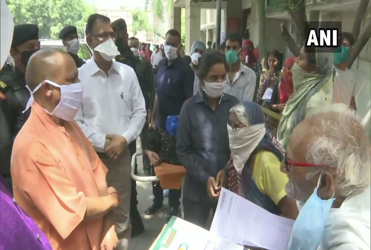 CM Yogi Adityanath on a visit to Dr. Ram Manohar Lohia Institute of Medical Sciences in Lucknow