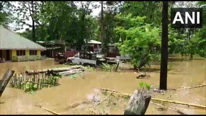 heavy rain in assam meghalaya arunachal pradesh flood situation there seven districts affected