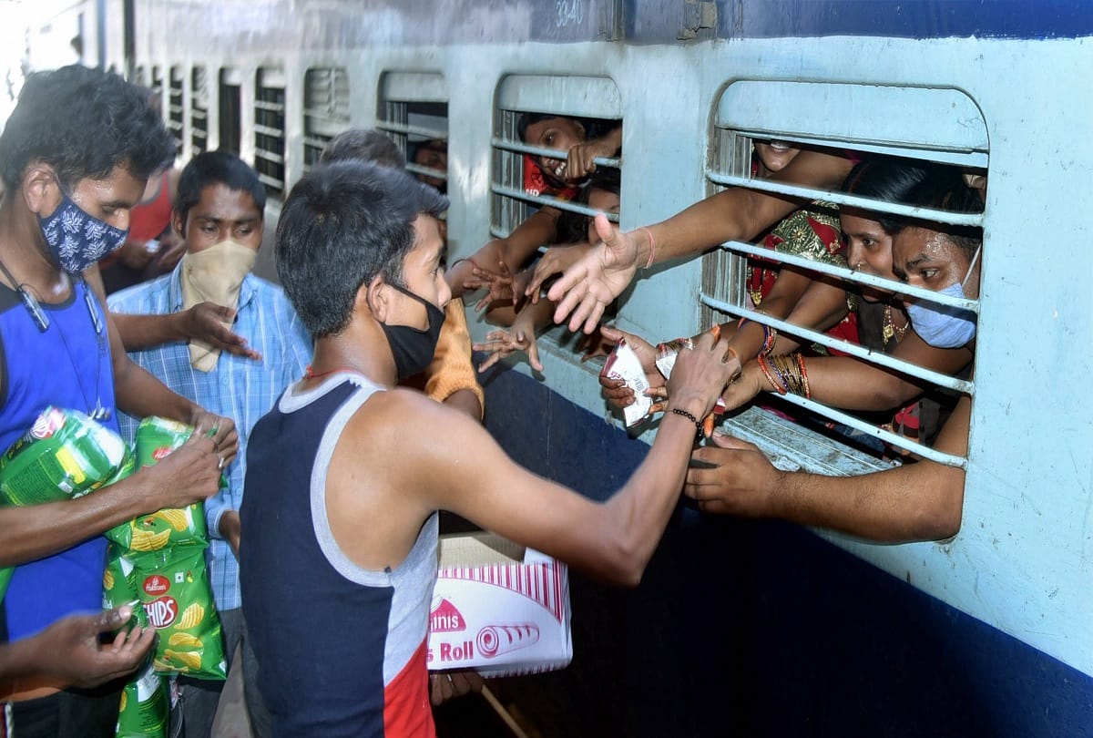 Indian railway latest news, More than 3200 shramik special trains were run till 25th may, 44 lakh migrant laborers travelled