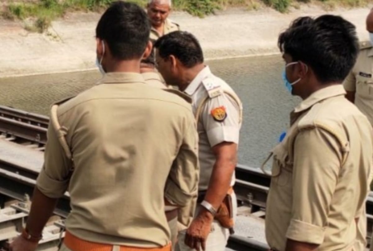 Dead body found in canal at Kushinagar