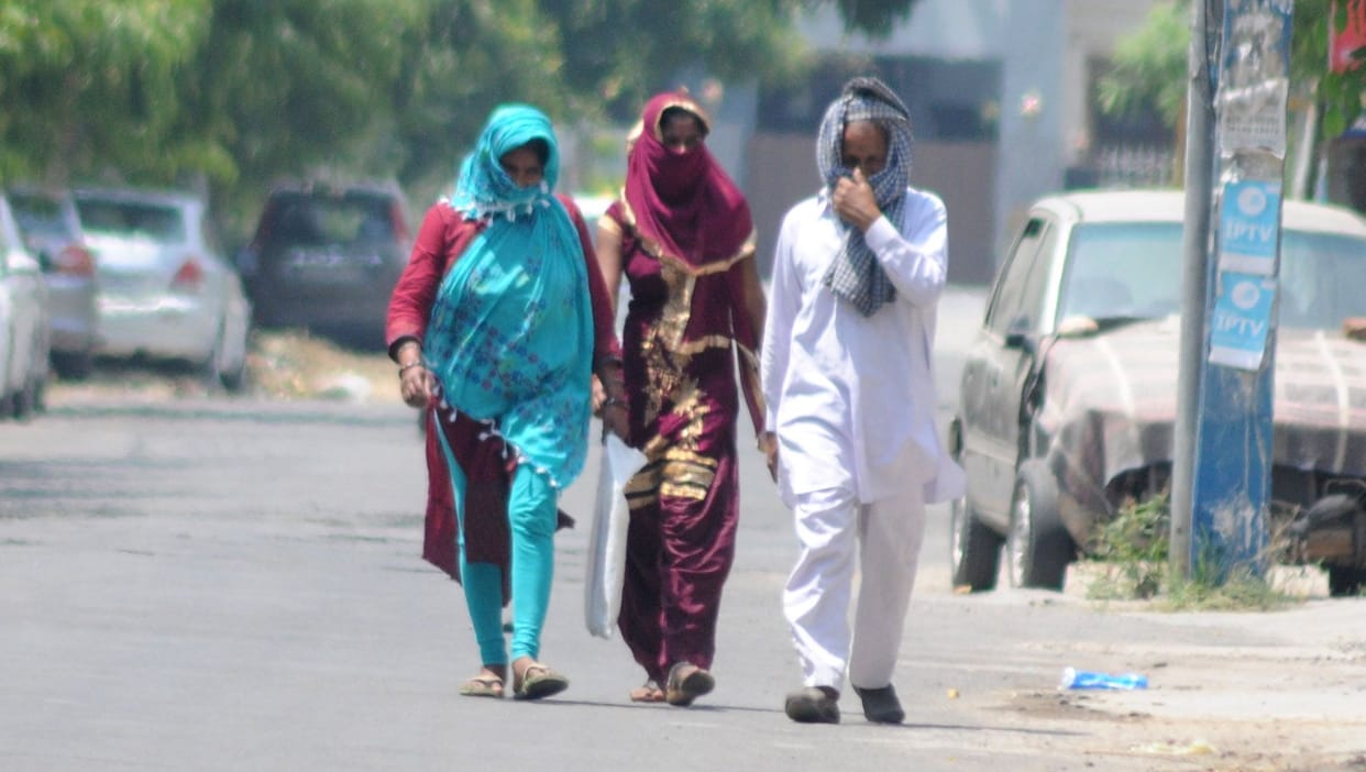 first time in 20 years, temperature reached 47.5 degrees in bathinda