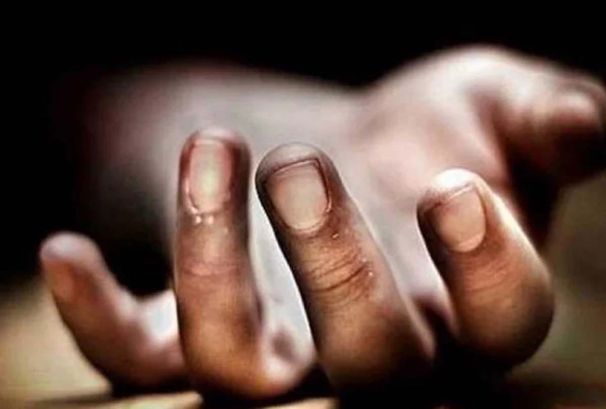 worker died in road accident in hardoi