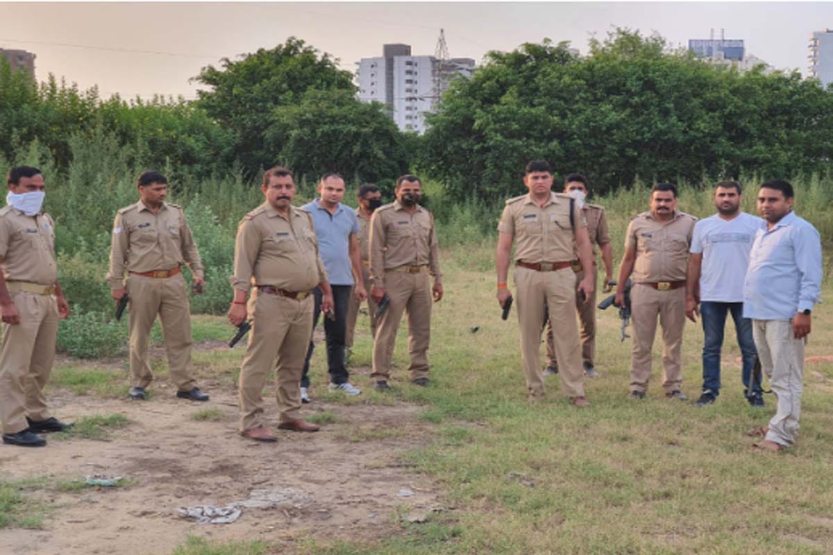 police Encounter in Meerut: badmash injured prize money of twenty five Thousand