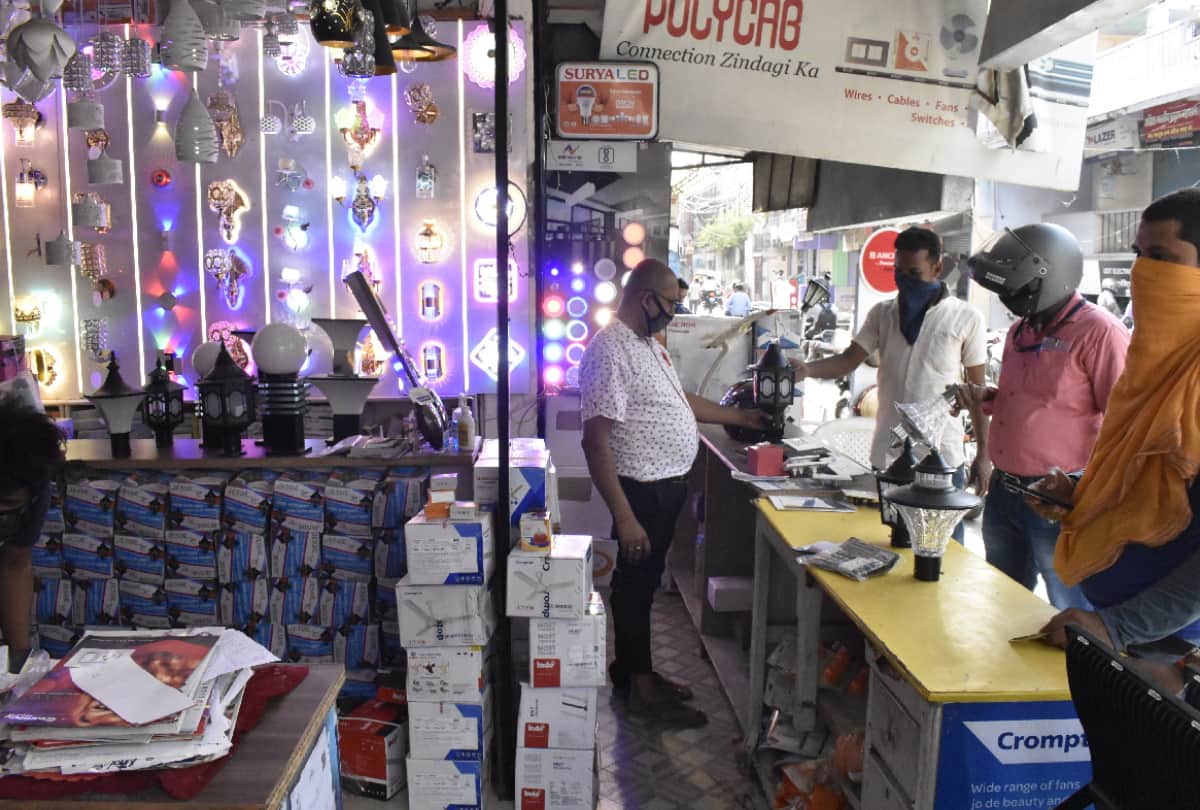 District administration Prepared for strict weekly imposition in market at gorakhpur