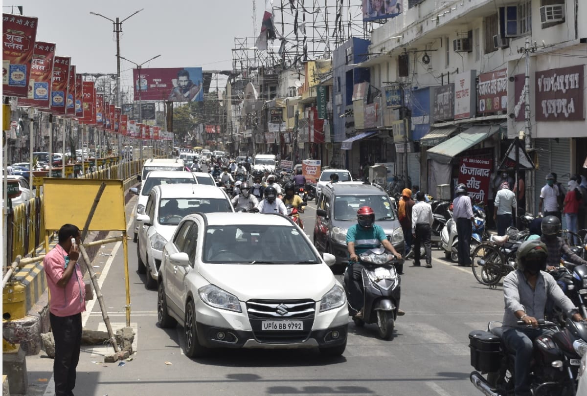 Open all shops and crowd on the road during lockdown 4.0 at gorakhpur