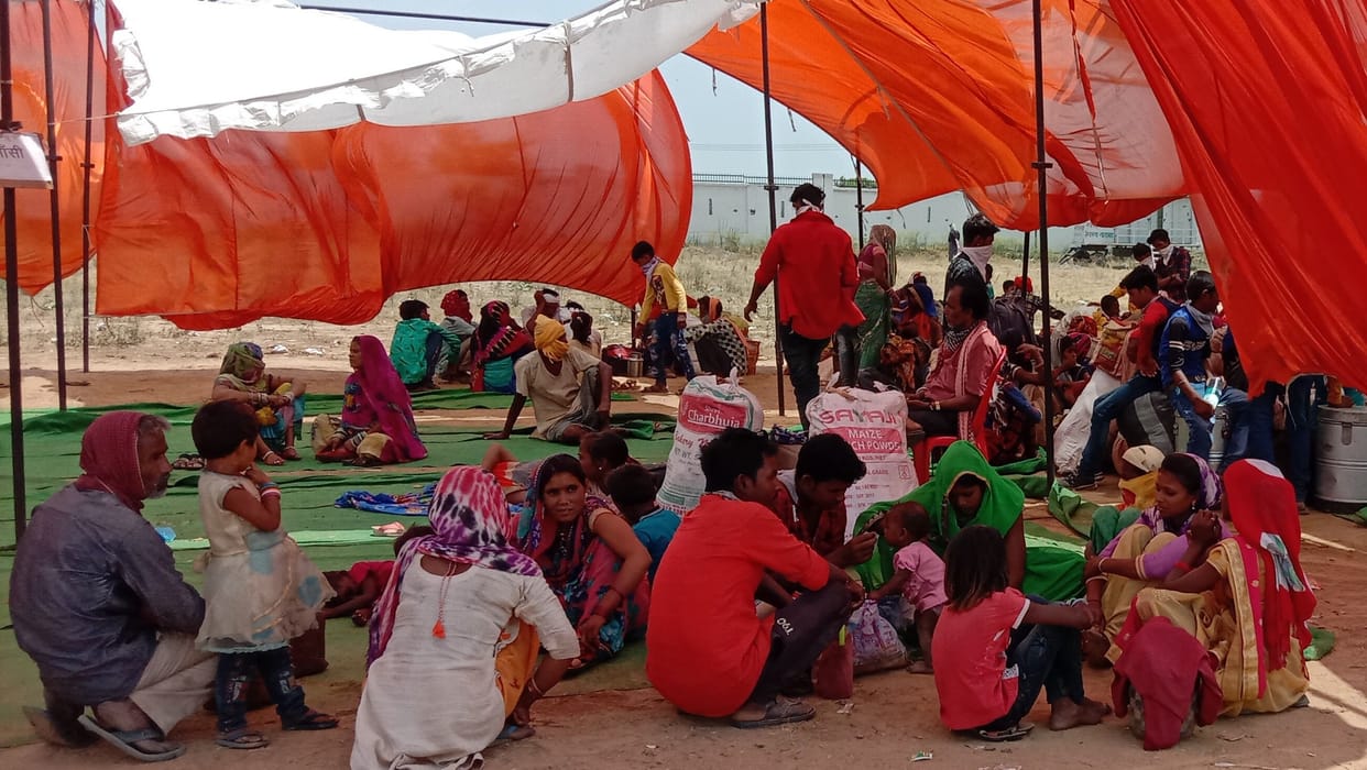 Negligence: Ration kit not being given to migrant laborers