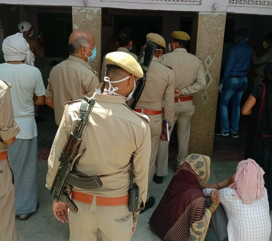 lover, cupel, suisaid, crime, mathura, police