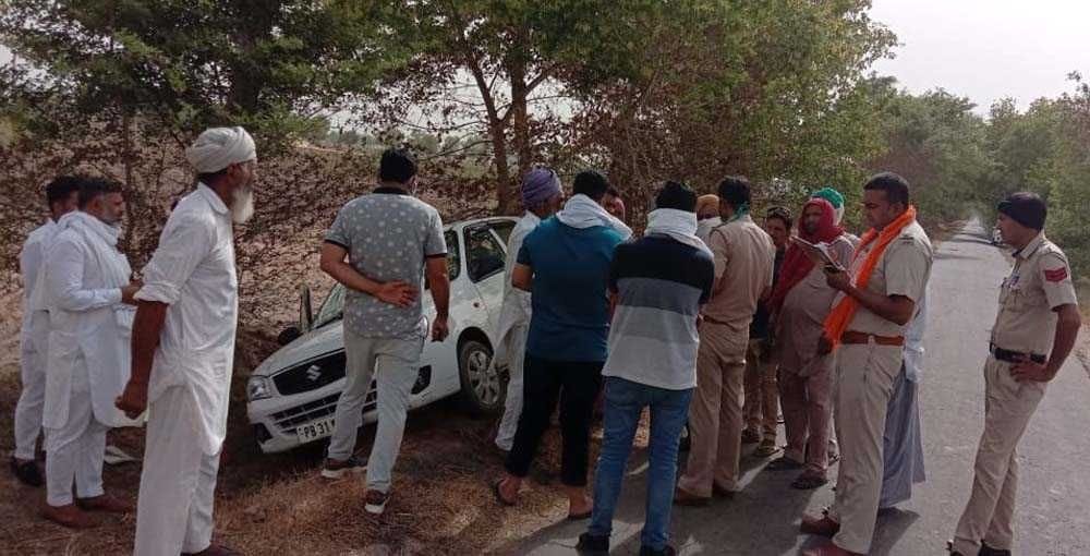 9 lakh robbed on the strength of weapon
