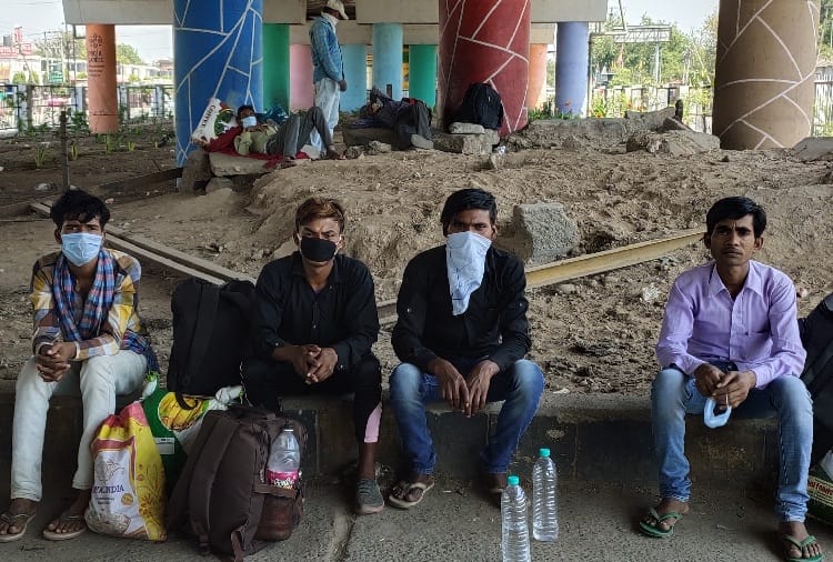 Coronavirus, Lockdown, Migrant Workers Facing Problems in Ambala for Transport