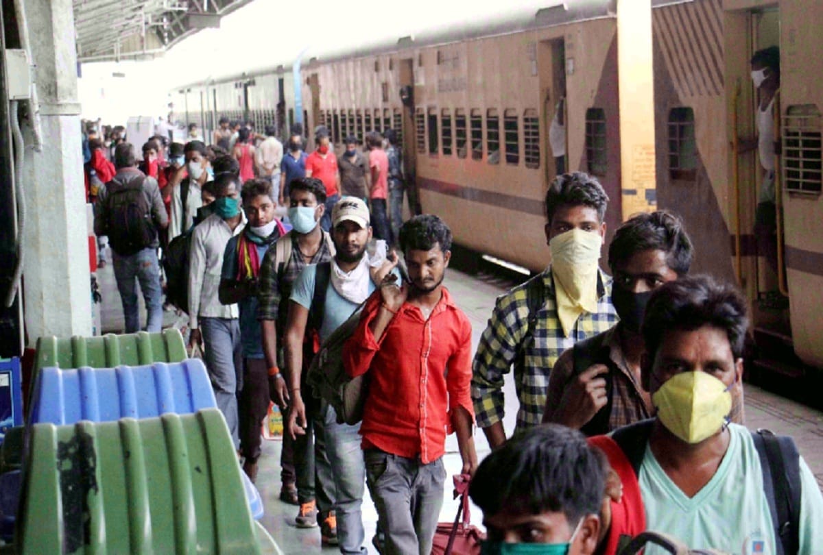 coronavirus in up Migrants says did not even think in dreams that they would be forced see photos