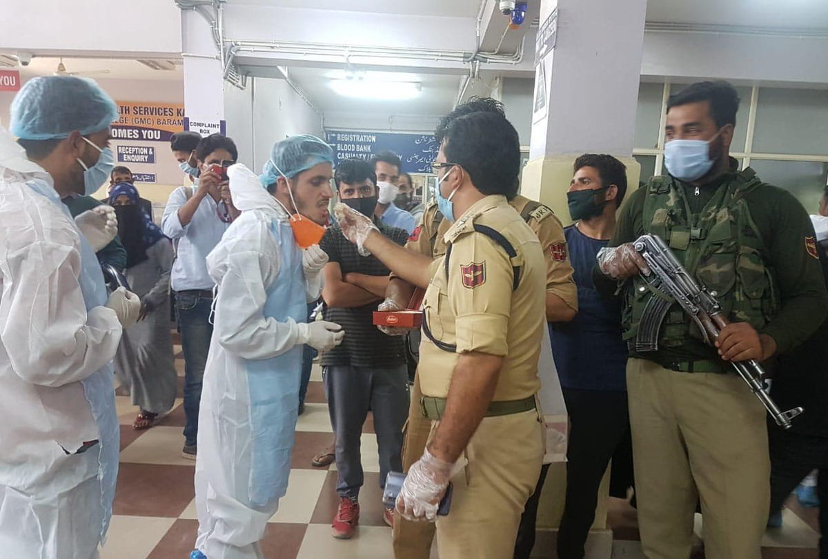 Dispute between Srinagar doctors and police ended