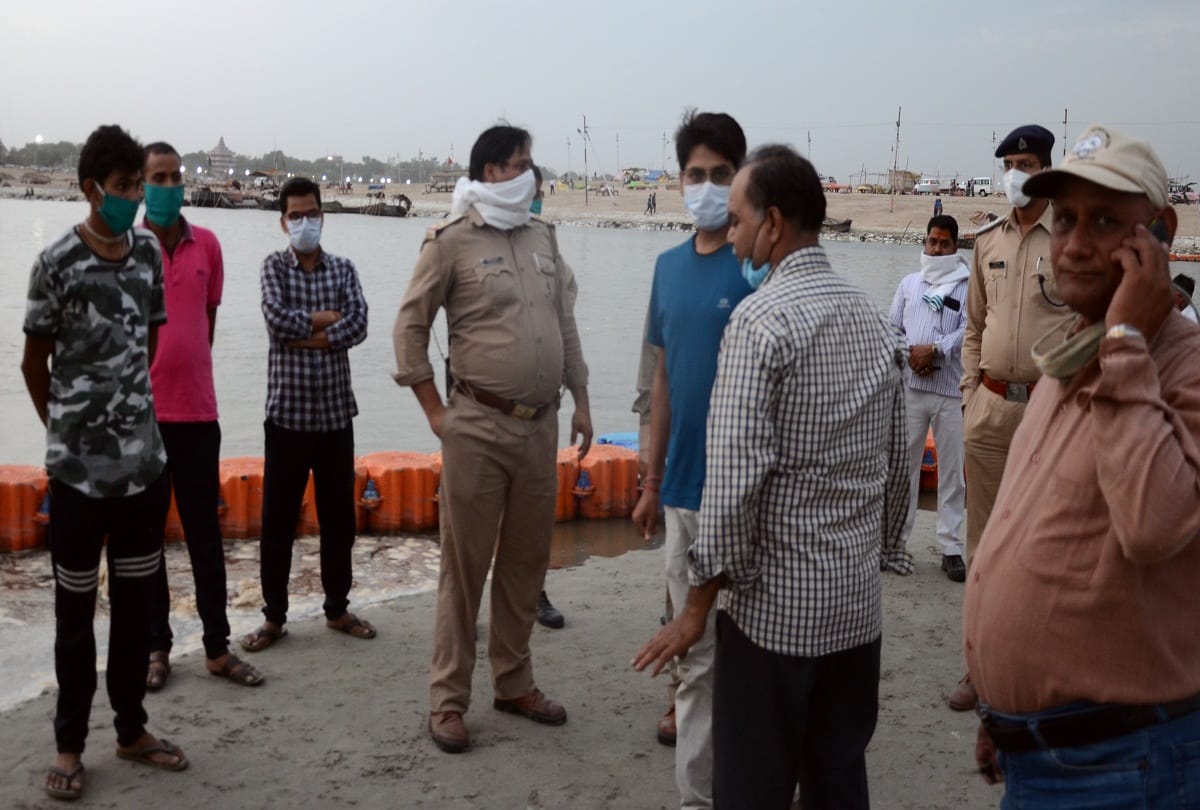 prayagraj news: BHS student drowned in confluence with friend