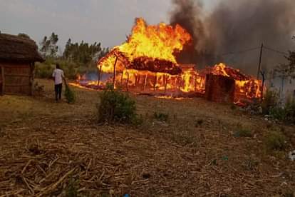 More than 100 houses were burnt to destroyed in a village in Saharanpur of Uttar Pradesh