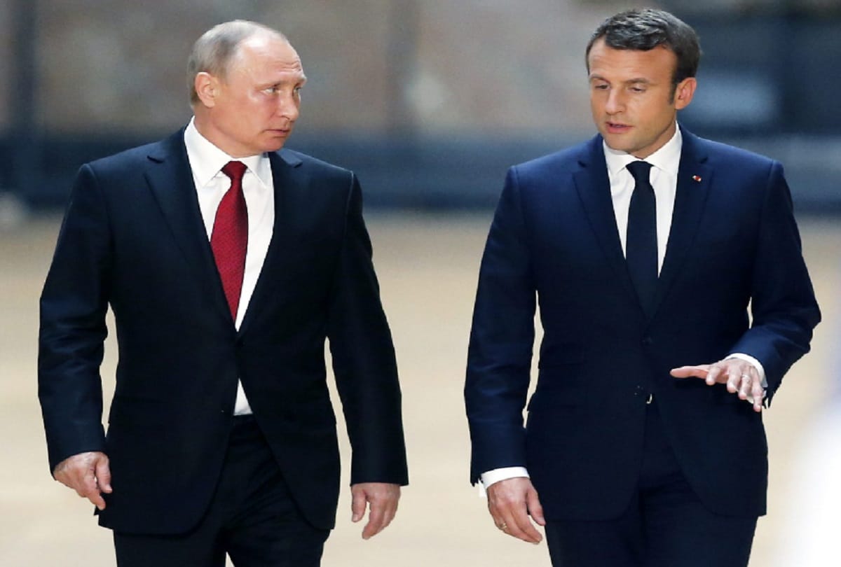 Vladimir Putin told Emmanuel Macron that the goals of Russia's operation in Ukraine its demilitarization and neutral status