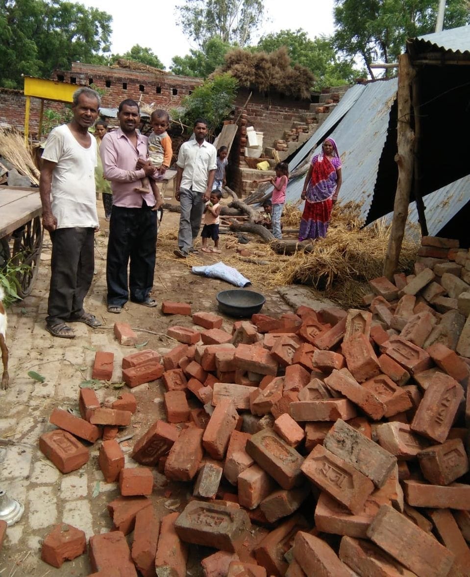 Child dies, parents injured in roof collapse