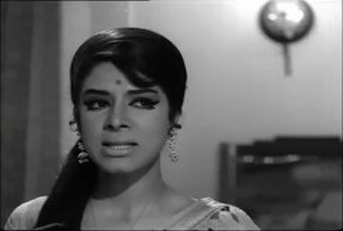 zaheeda hussain actress worked with dev anand in prem pujari know about her