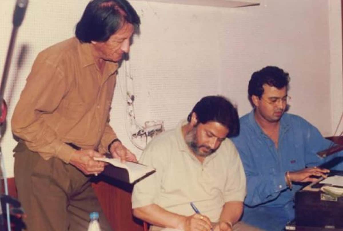 Veteran lyricist Yogesh Gaur Lucknow to Mumbai Travel Story