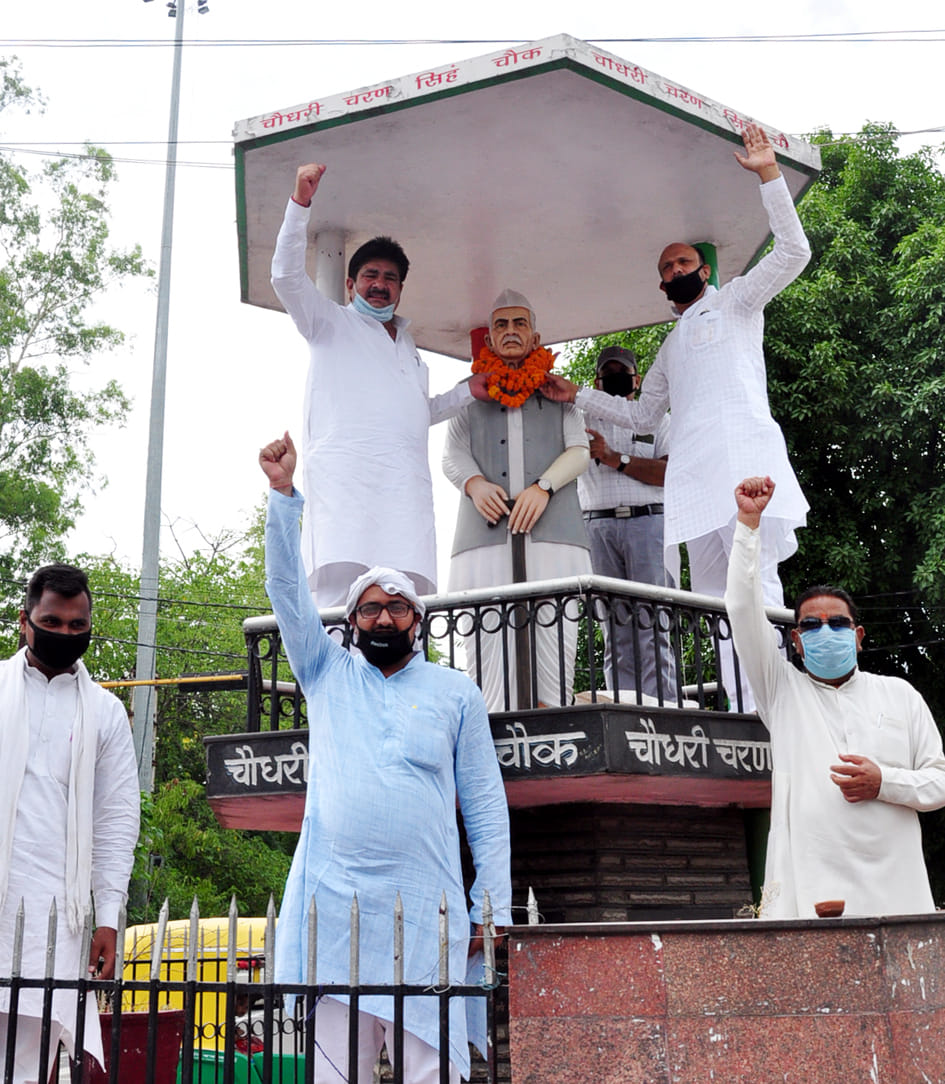 Blessed tribute to the Messiah of the farmers on the death anniversary