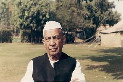 Secret of a letter of Chaudhary Charan Singh could not be revealed